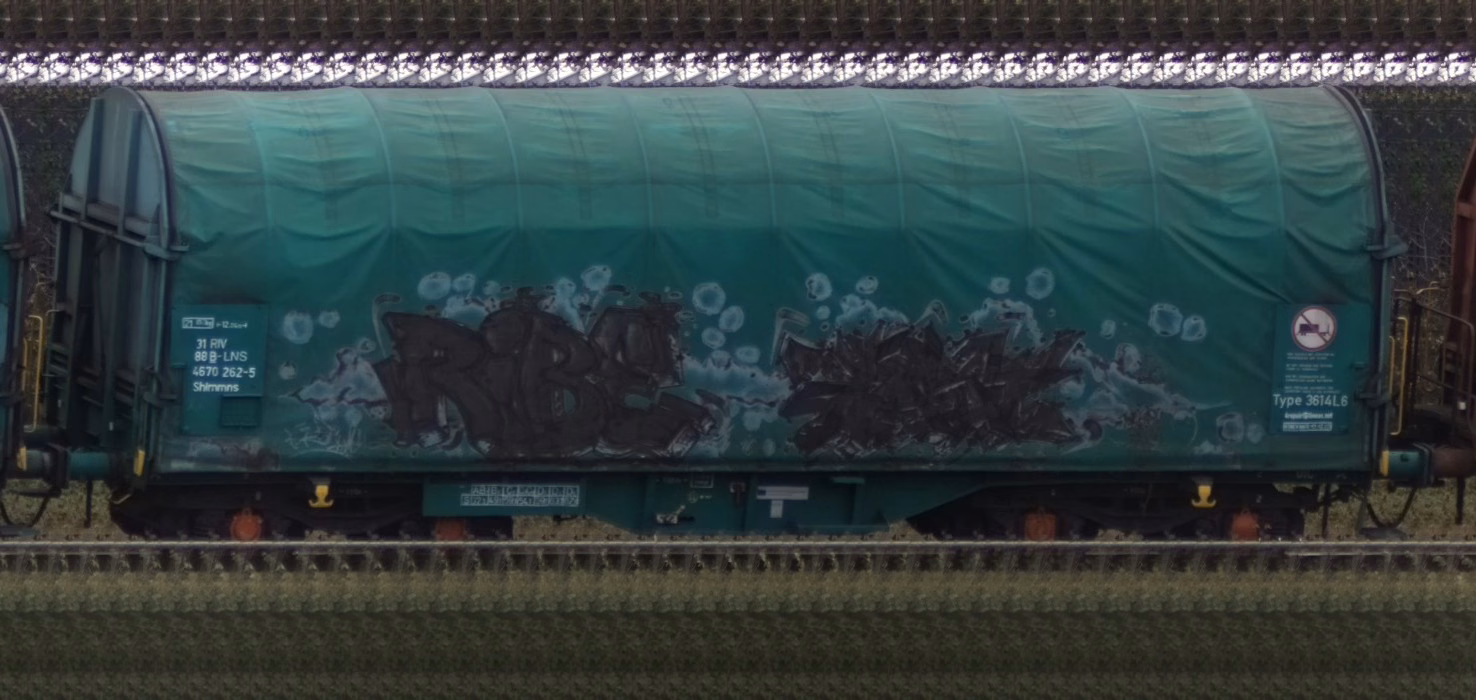 There should be a train photo here :'(