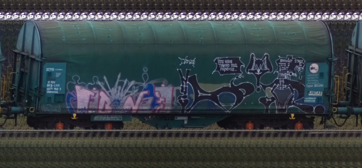 There should be a train photo here :'(