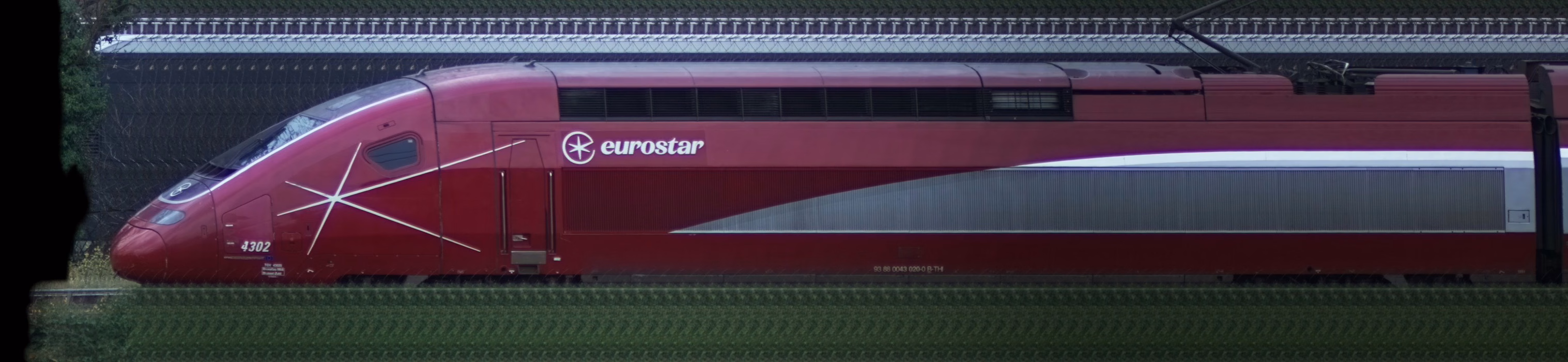 There should be a train photo here :'(