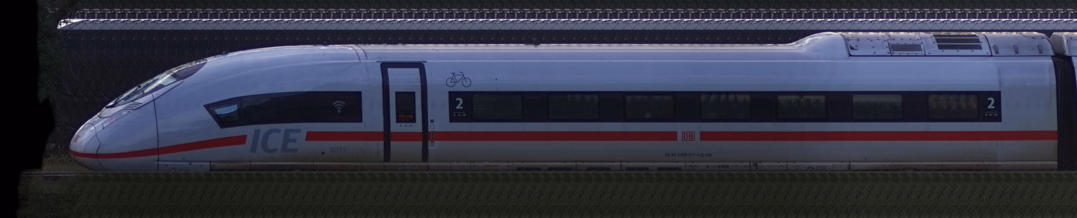 There should be a train photo here :'(