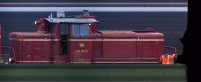 There should be a train photo here :'(