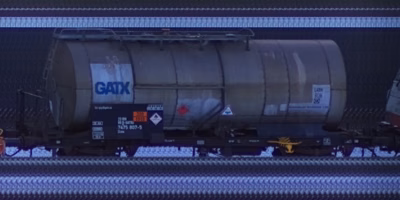 There should be a train photo here :'(
