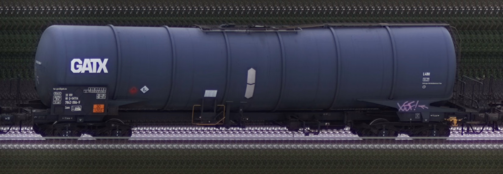 There should be a train photo here :'(