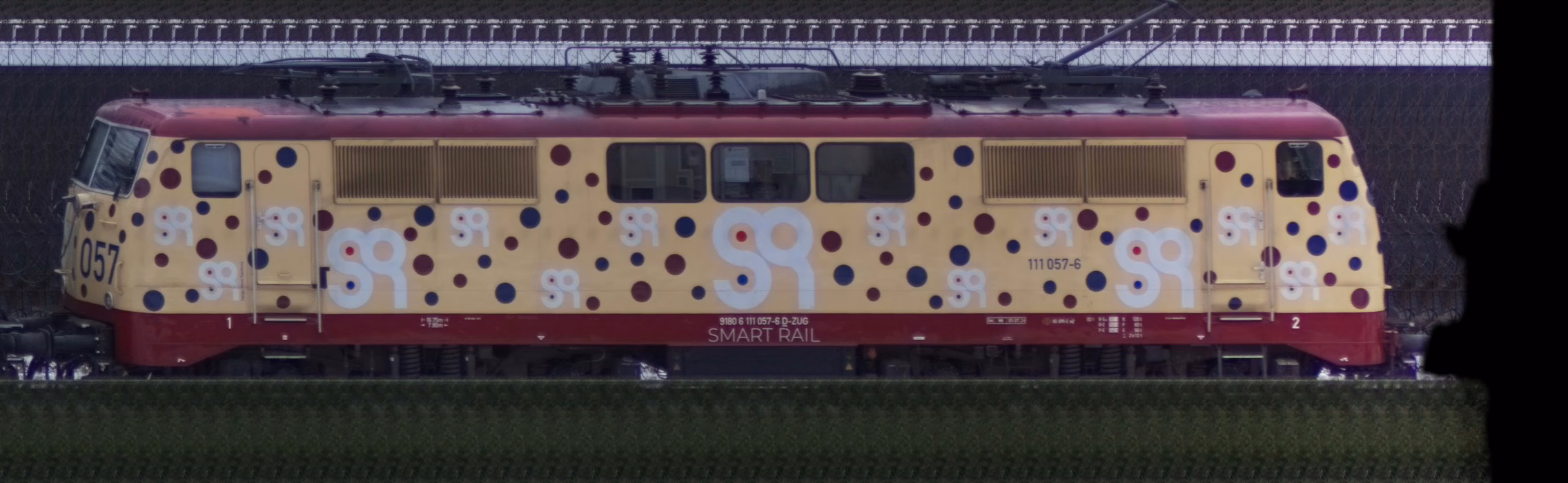 There should be a train photo here :'(