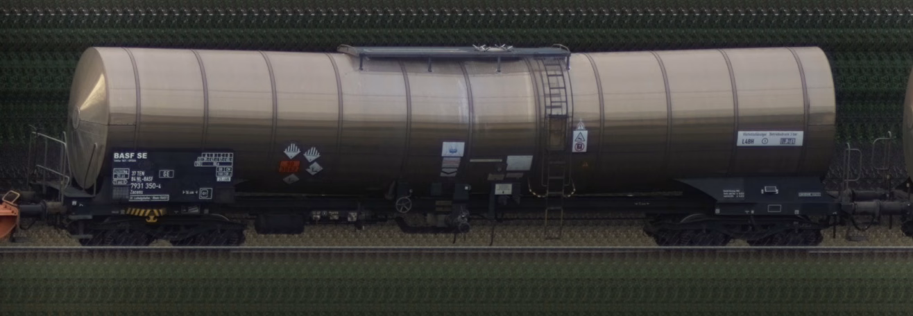 There should be a train photo here :'(