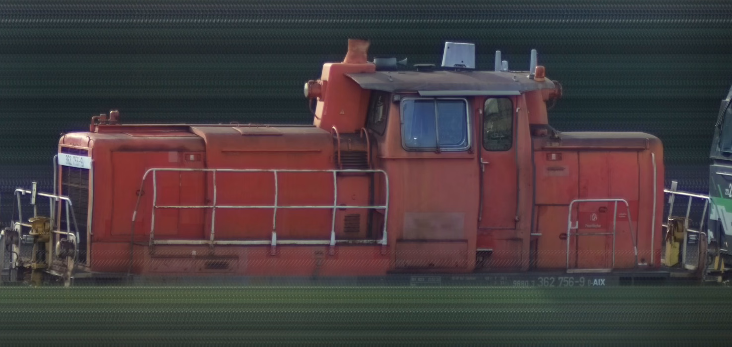 There should be a train photo here :'(