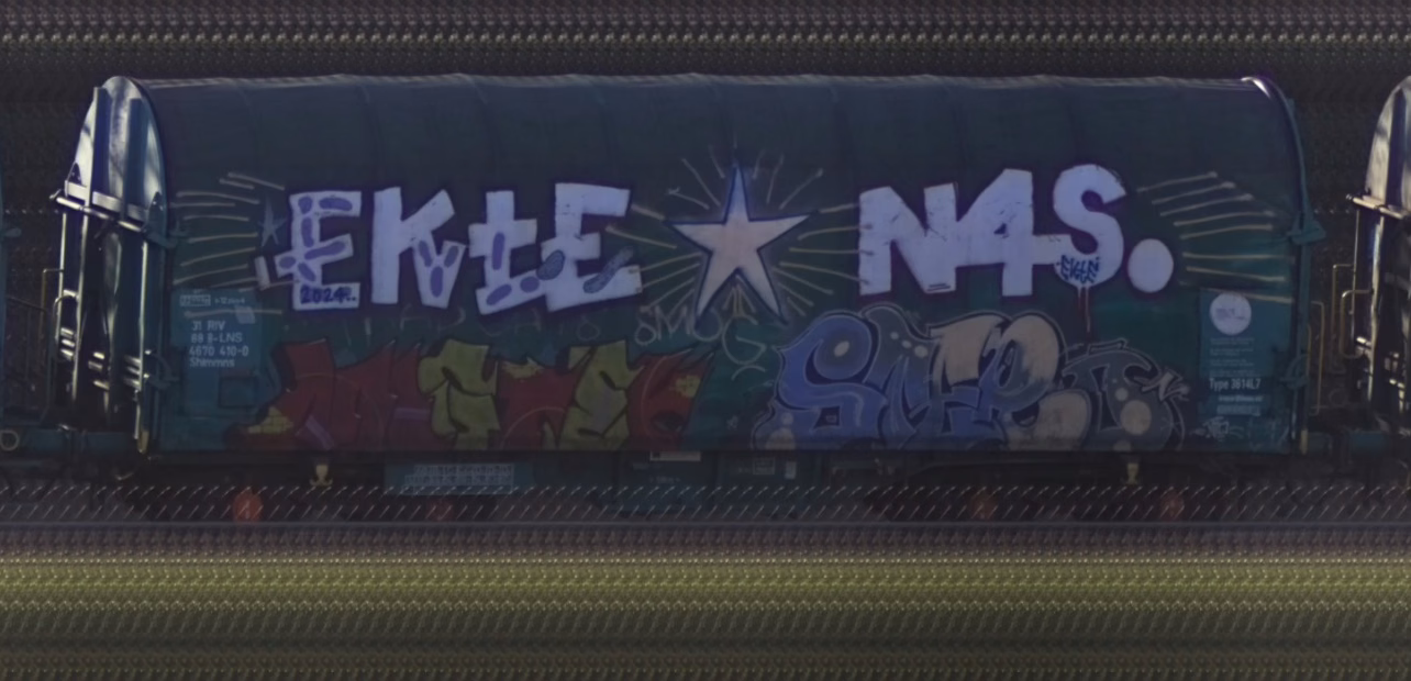 There should be a train photo here :'(