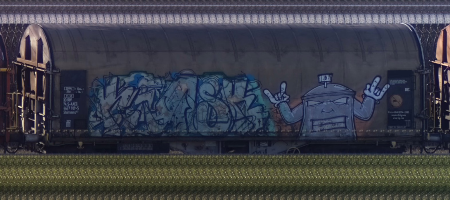 There should be a train photo here :'(