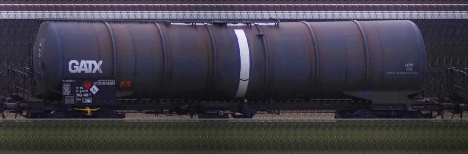 There should be a train photo here :'(