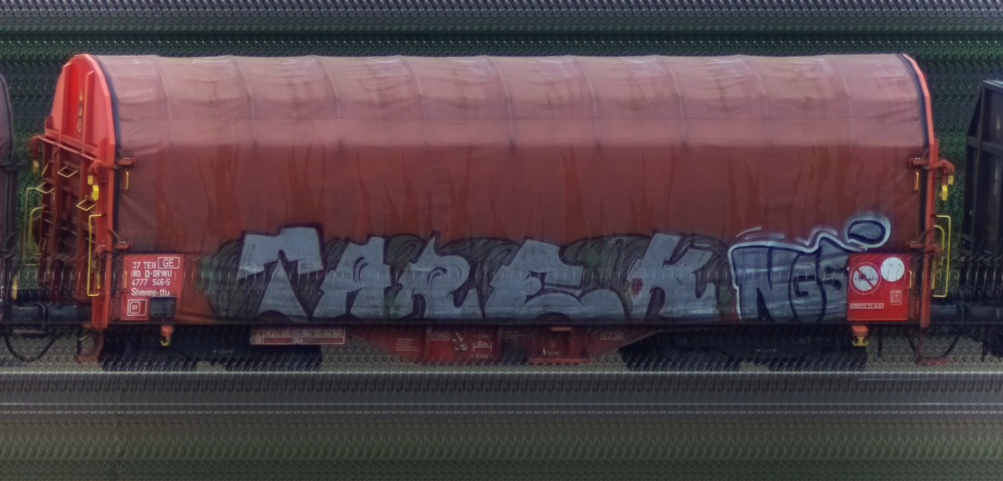 There should be a train photo here :'(