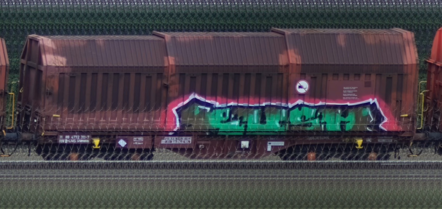 There should be a train photo here :'(