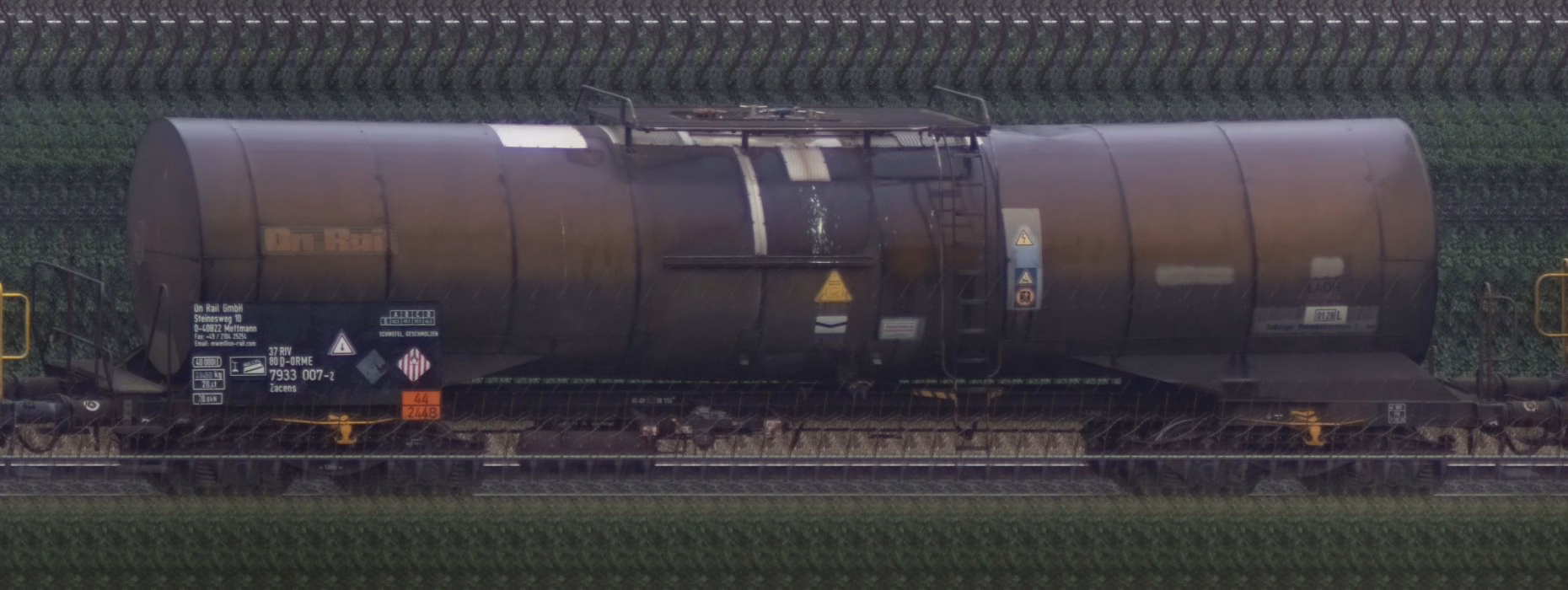 There should be a train photo here :'(
