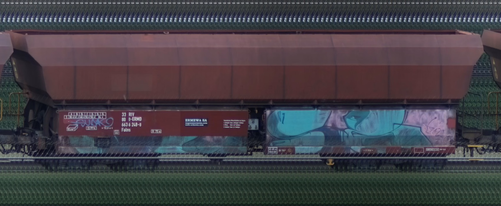 There should be a train photo here :'(