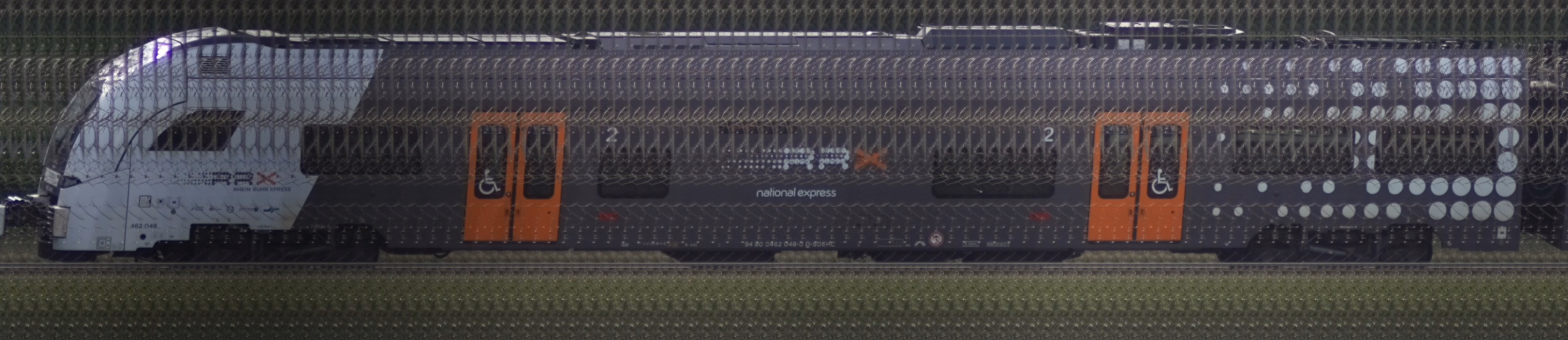 There should be a train photo here :'(