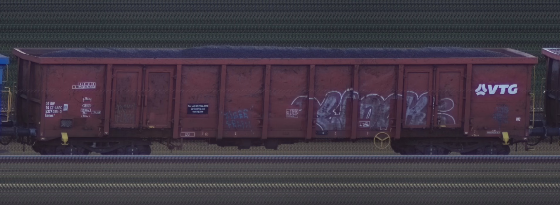 There should be a train photo here :'(