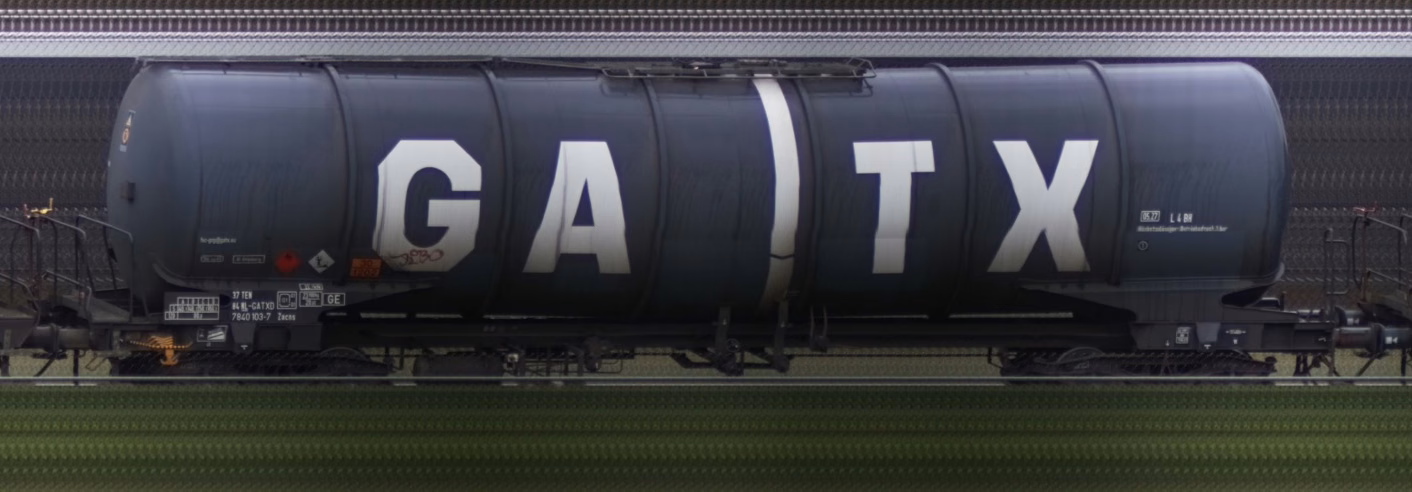 There should be a train photo here :'(