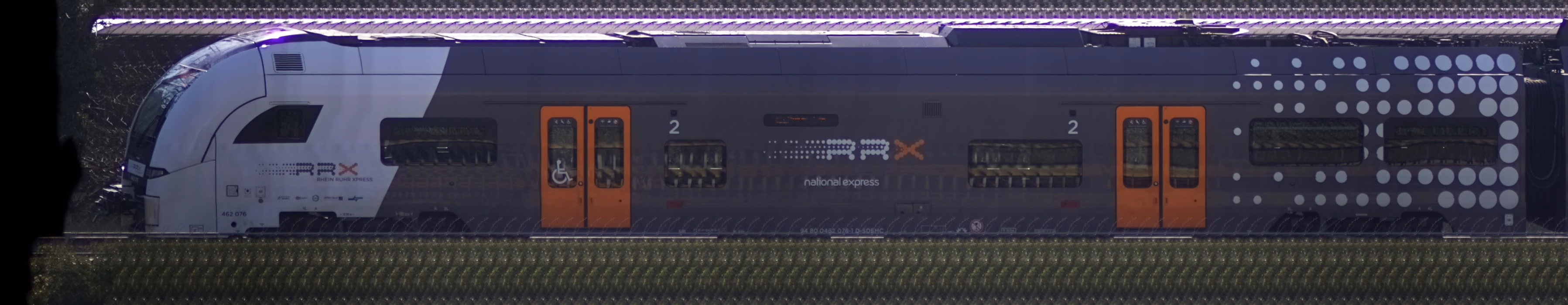 There should be a train photo here :'(