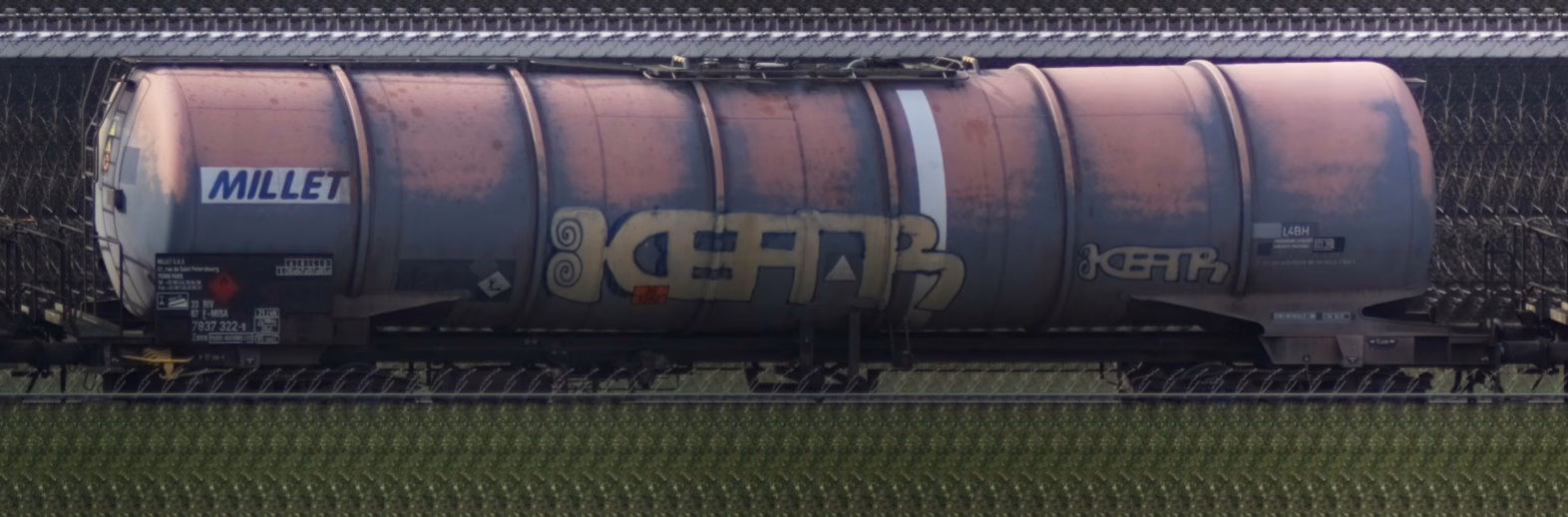 There should be a train photo here :'(