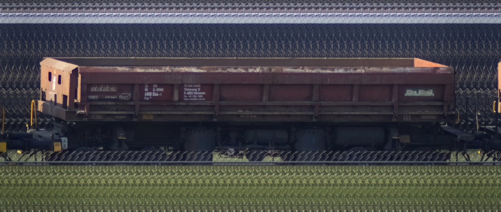 There should be a train photo here :'(