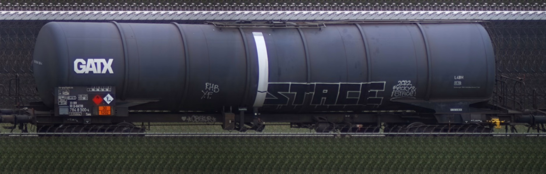 There should be a train photo here :'(
