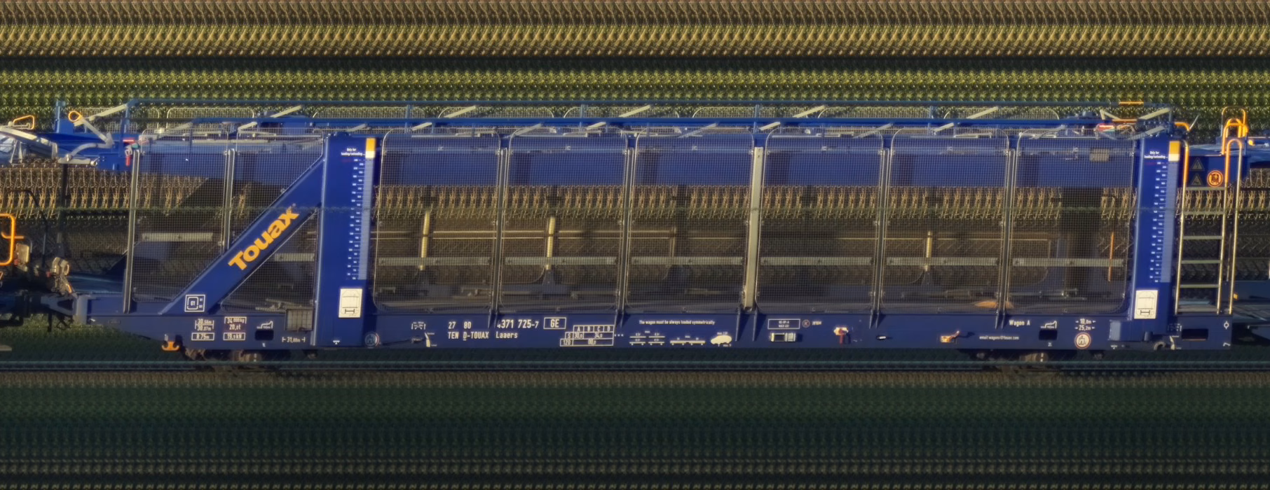 There should be a train photo here :'(