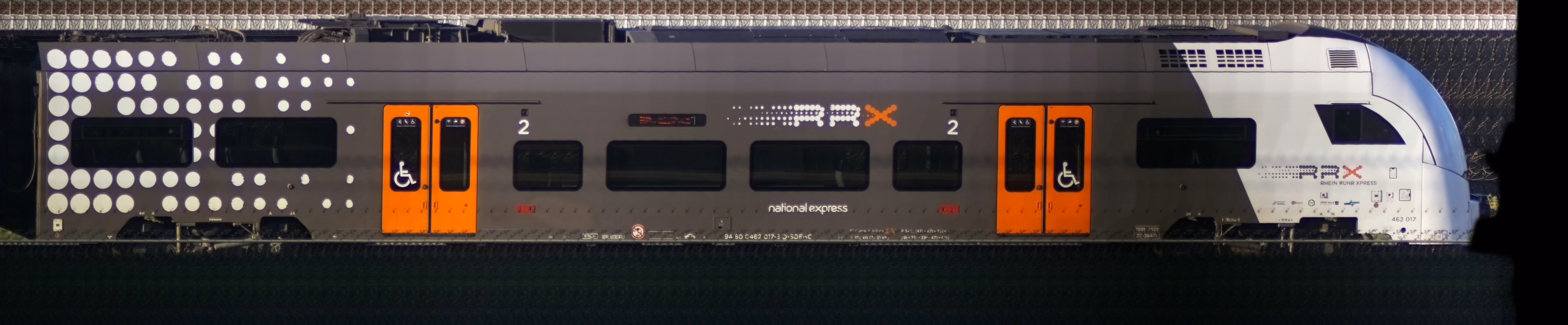 There should be a train photo here :'(