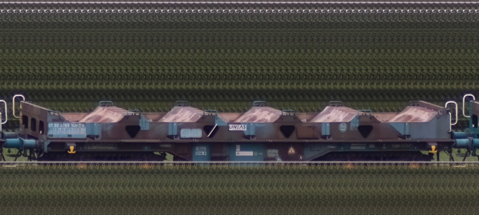 There should be a train photo here :'(