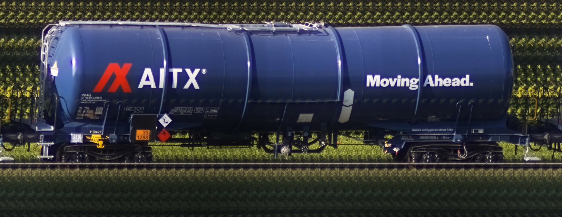 There should be a train photo here :'(