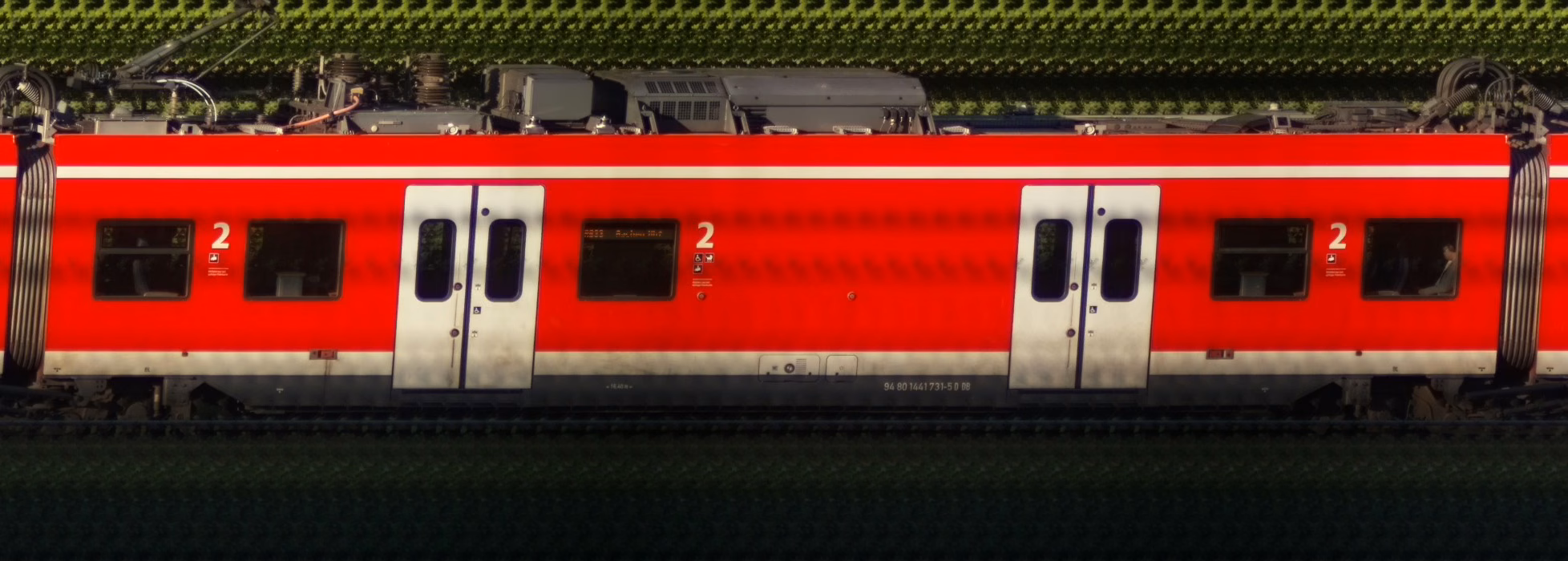 There should be a train photo here :'(
