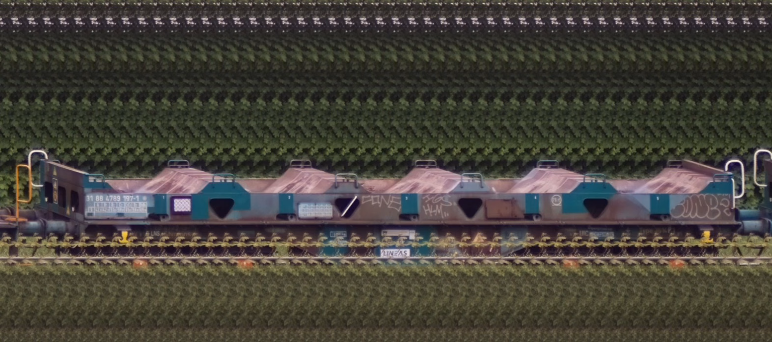There should be a train photo here :'(