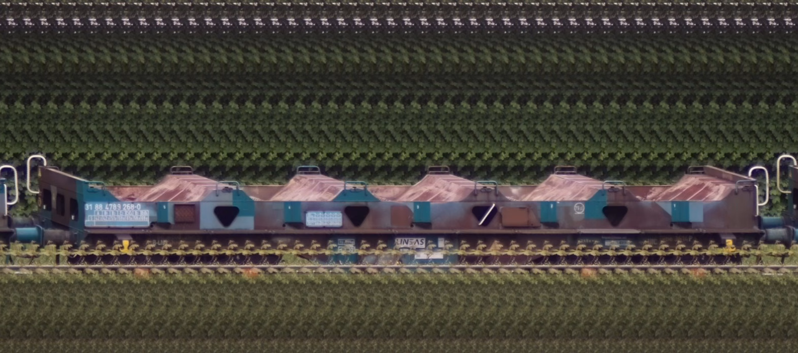 There should be a train photo here :'(
