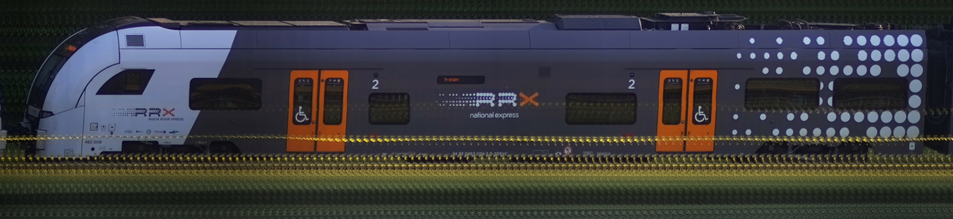 There should be a train photo here :'(