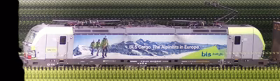 There should be a train photo here :'(