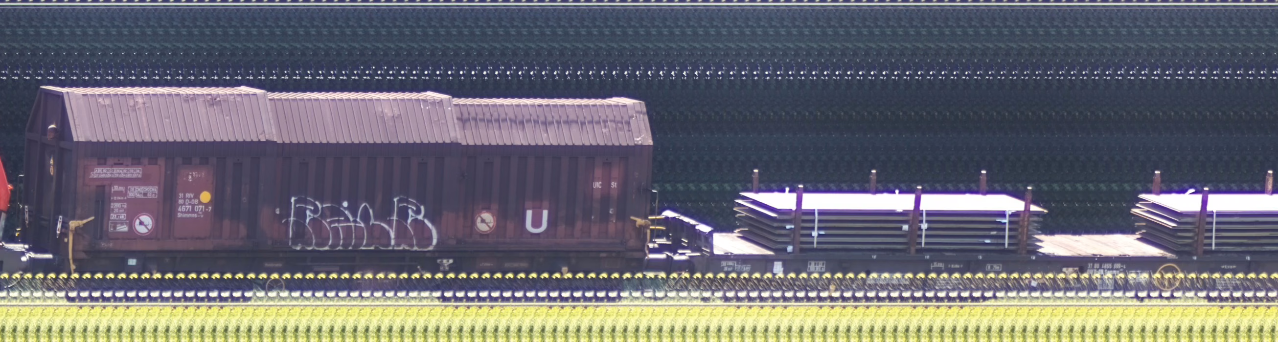 There should be a train photo here :'(