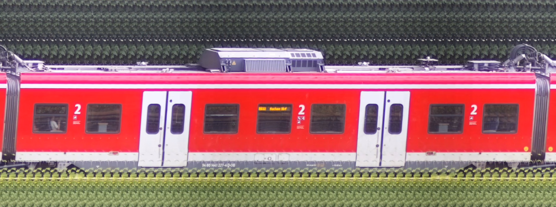 There should be a train photo here :'(