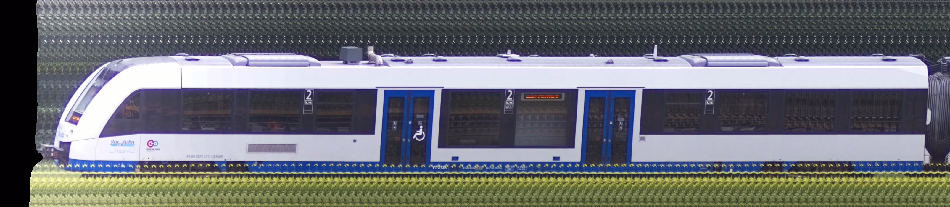There should be a train photo here :'(