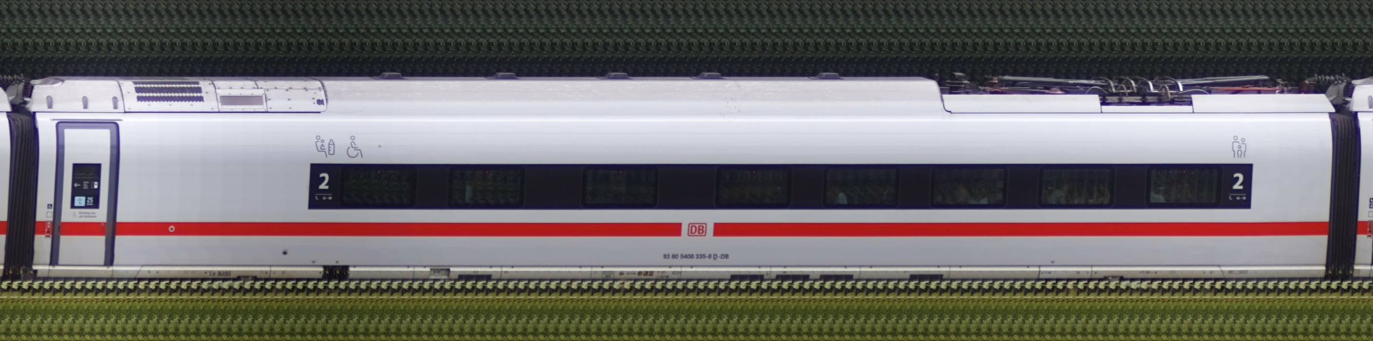 There should be a train photo here :'(