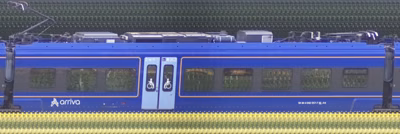 There should be a train photo here :'(
